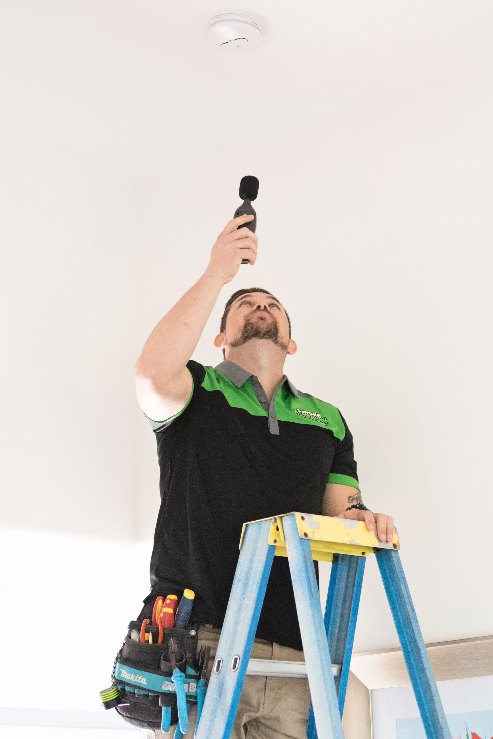 Caloundra Hardwired Smoke Alarm Services Team
