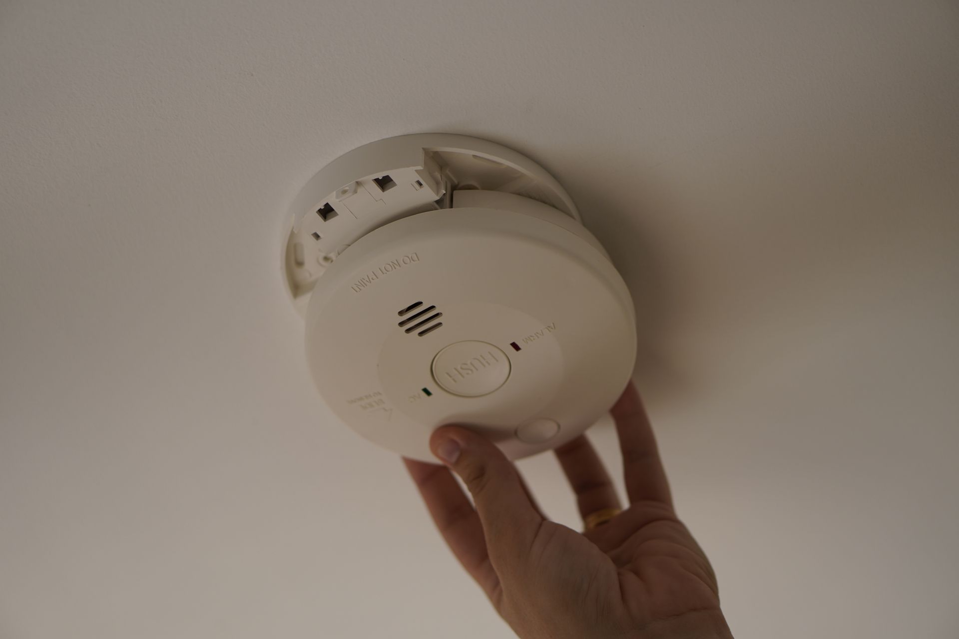 Sunshine Coast smoke alarm upgrade