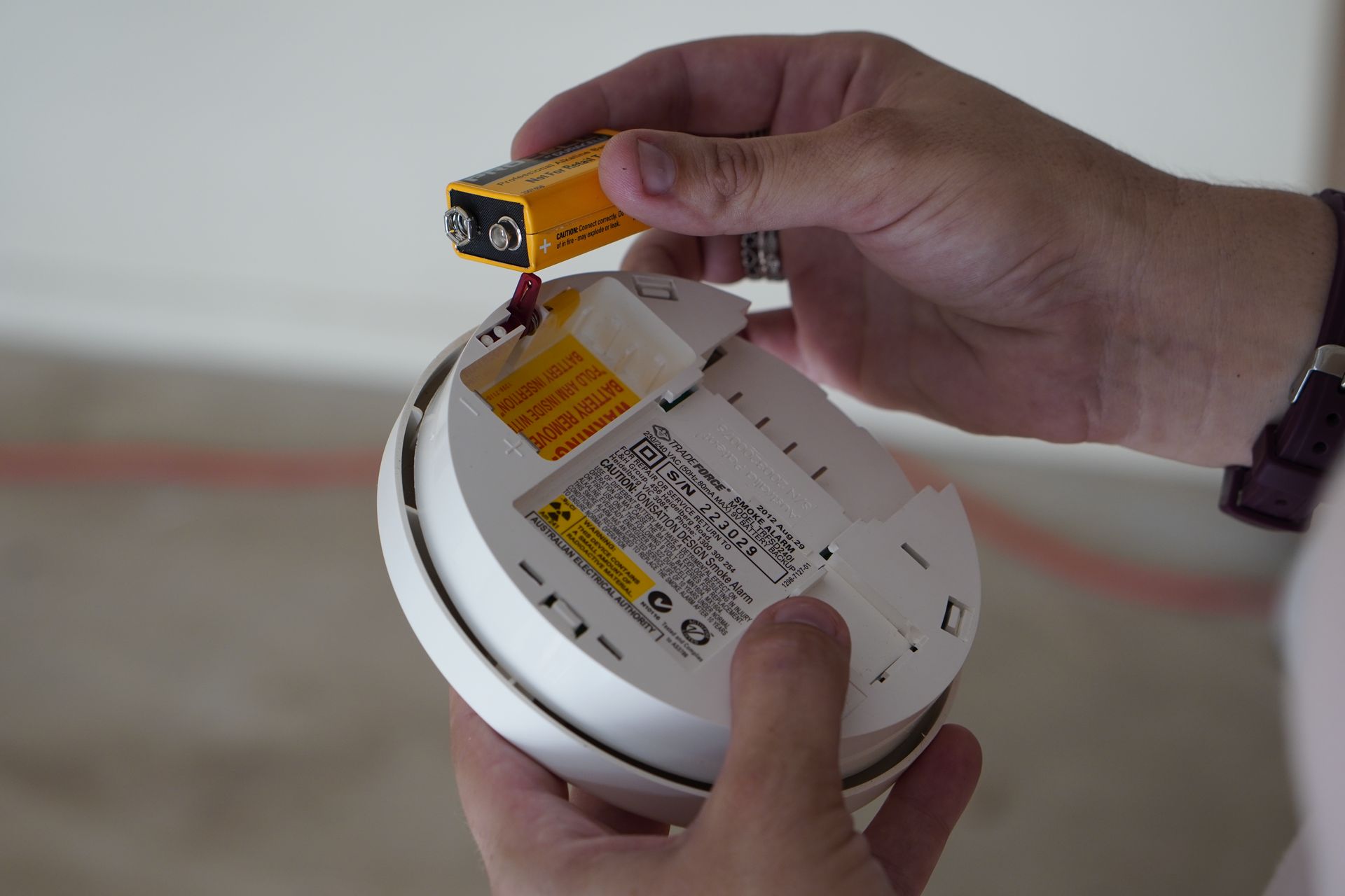 Smoke Alarm Battery Replacement Service