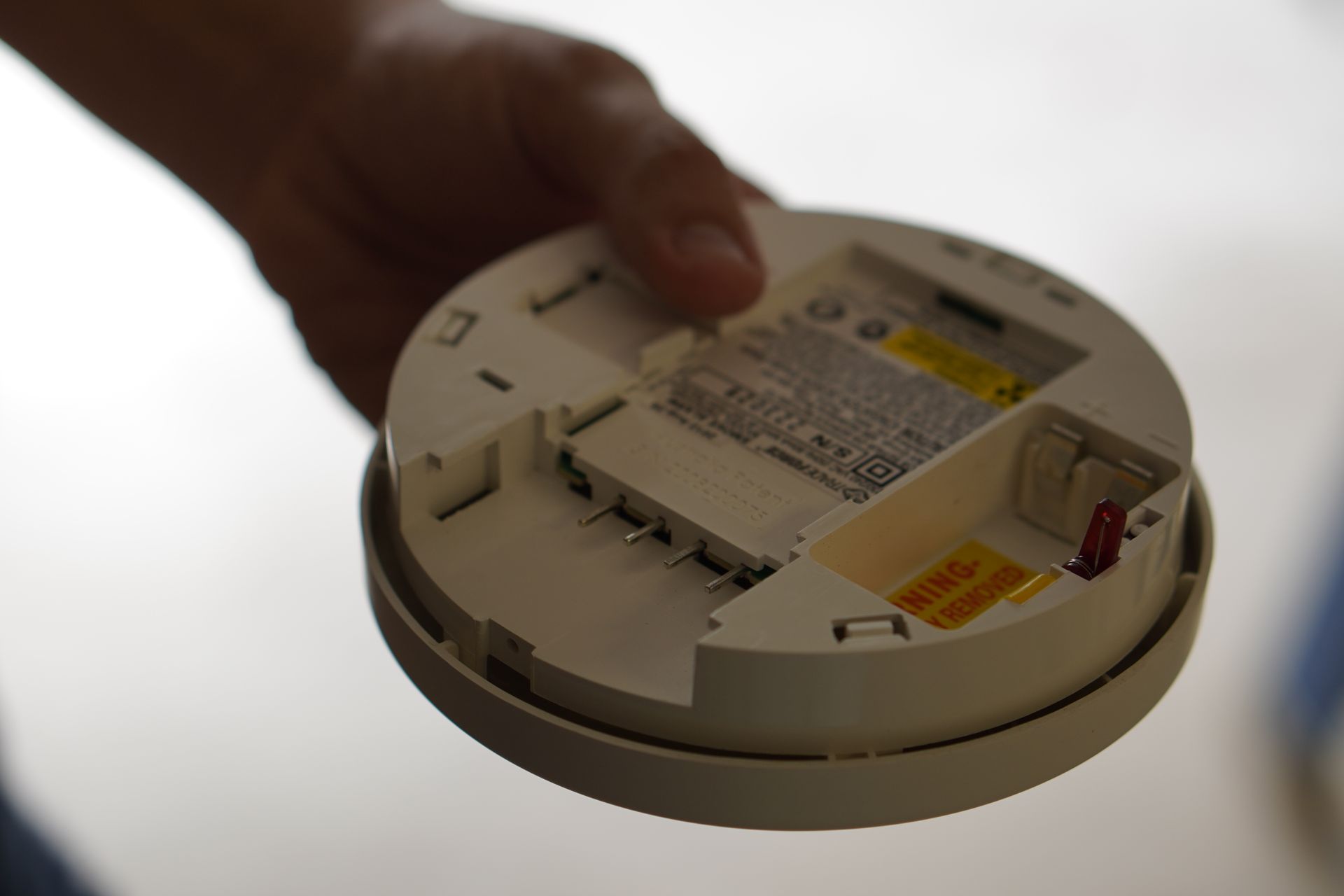 Professional Smoke Alarm Installation Maroochydore
