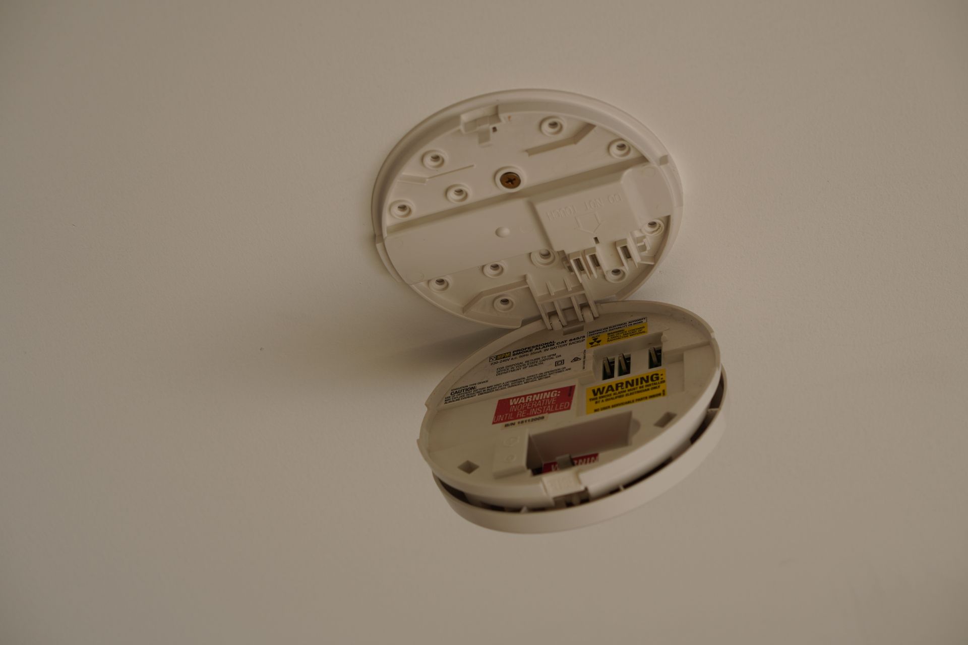 Press Button To Hinge Down Alarm