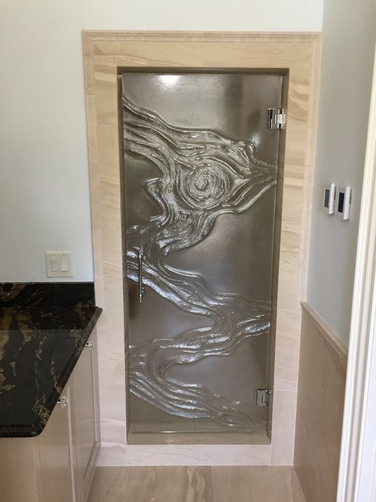 Shower Room With Flame Glass Design — Buckeye Custom Glass — Canal Winchester, OH