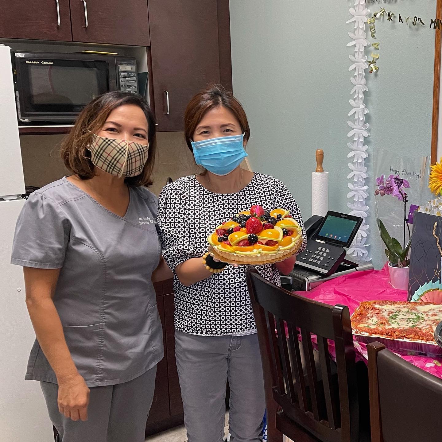 beverly dentistry staff fruit tart