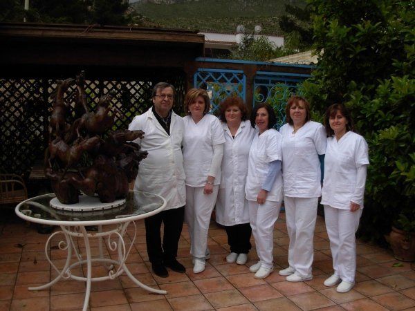team di operatori sanitari e collaboratori della casa di riposo