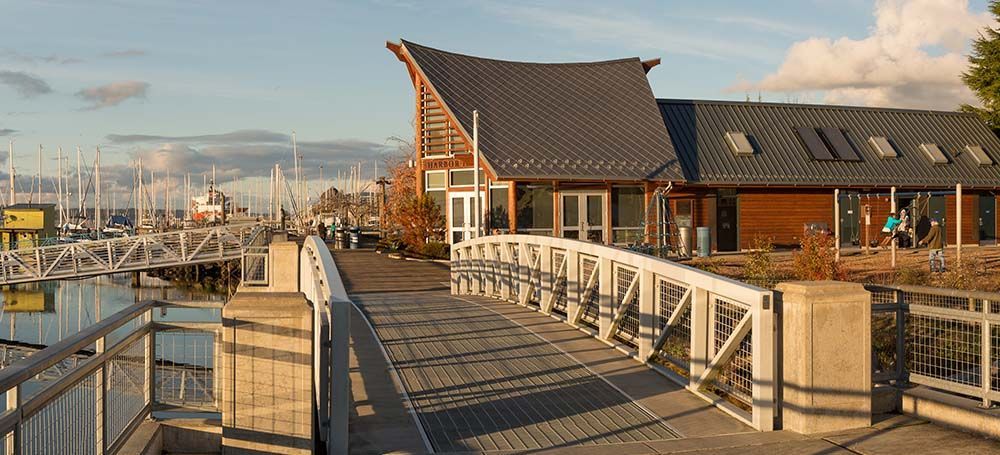 the harbor house and boats