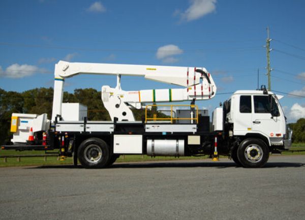 16M GMJ Insulated Tower, Single Axle