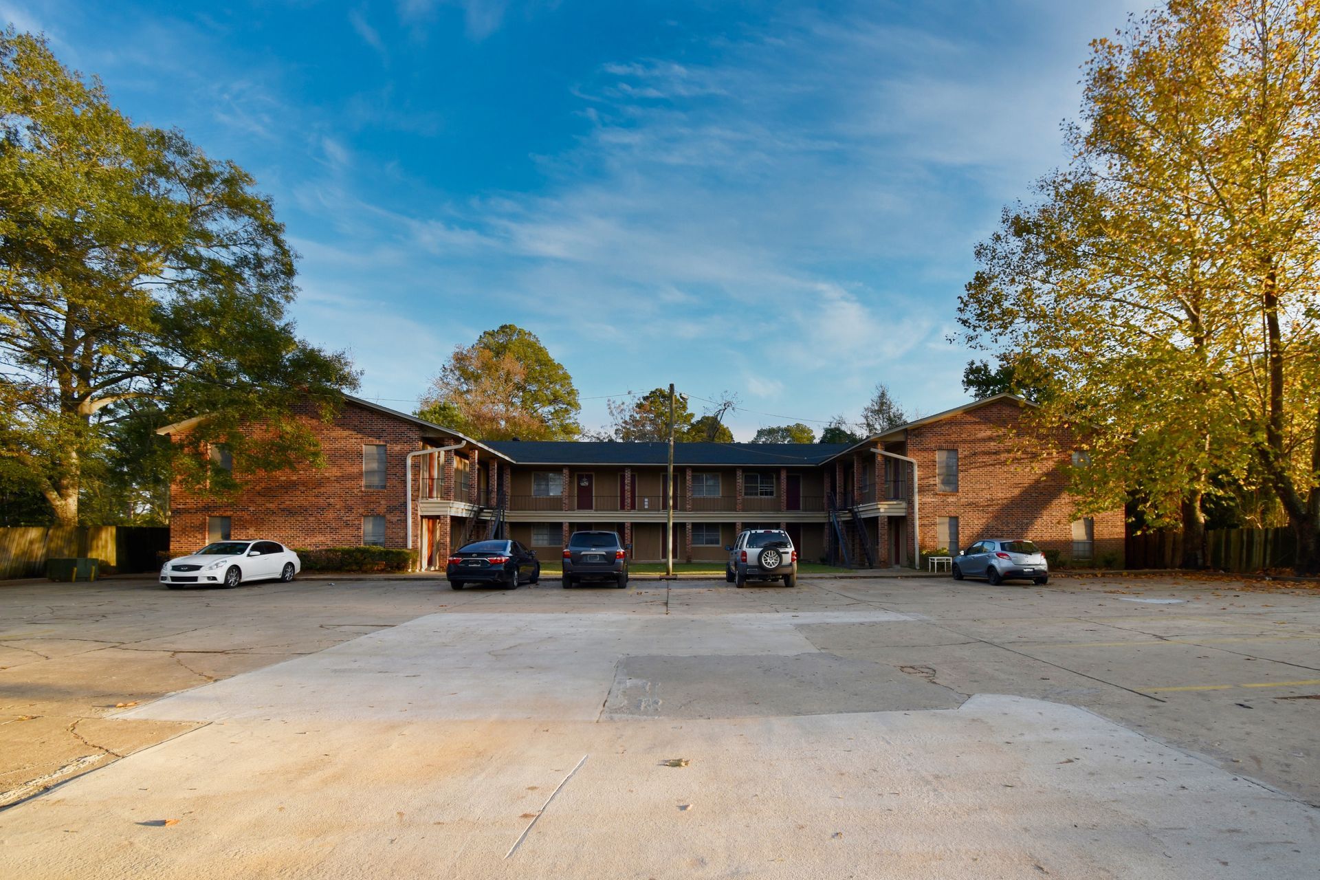 Raintree Apartments
