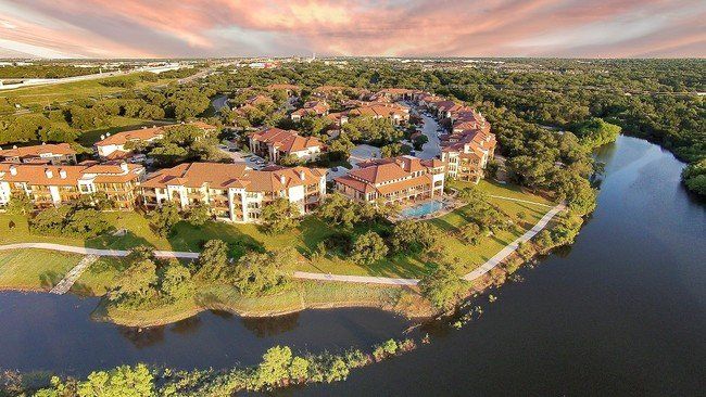 Muir Lake Apartments Austin