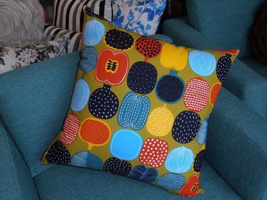 Almofadas na Mr. House Serviços & Decoração