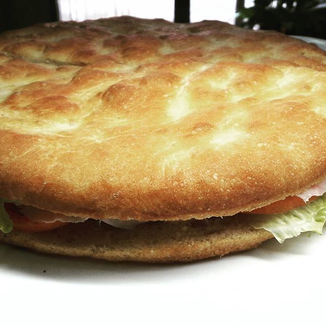 focaccia farcita