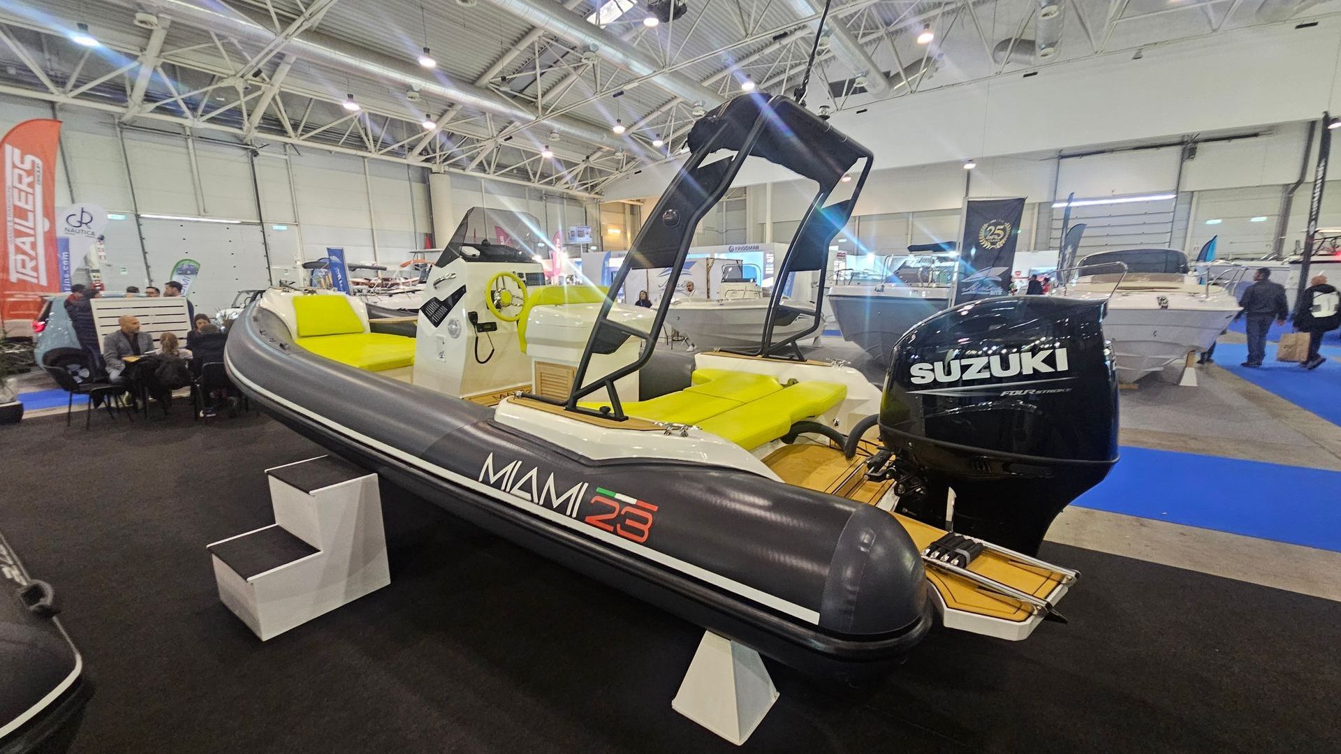 Miami 23
Primogenito della linea Miami, un modello che unisce eleganza e potenza in un design compatto e raffinato. Con i suoi 23 piedi unisce performance di alto livello a un comfort senza pari.
Mostra un'impressionante attenzione ai dettagli e un'eccezionale maestrìa costruttiva. Con questo battello si vuole ricordare che il mare non è solo un luogo da visitare, ma un'esperienza da vivere.
SPECIFICHE TECNICHE
Lunghezza 7,20 m
Larghezza 2,75 m
Diametro 58 cm
Compartimenti 5
Persone 14
Peso 780 kg
Potenza Minima 115 Hp
Potenza Massima 200 Hp
Portata Massima 1260 kg
Categoria B
DOTAZIONI
STANDARD OPTIONAL
Bussola ad incasso Asta Traino Sci Inox
Console Completa Copri Console + Seduta
Cruscotto Exclusive Copri Gommone
Cuscineria Completa Cuscineria Exclusive
Ganci Ormeggio Cuscini Poggiatesta Laterali
Gavone a Prua Fornello a Gas
Gavone Console Frigorifero
Gavone a Poppa Gambe e Supporto Tavolo a Poppa
Impianto Elettrico Gambe e Supporto Tavolo a Prua
Kit di Riparazione Impianto Doccia da 45lt.
Lavello Kit Sospendite
Luci di Via Piano Calpestio di Synthetic Teak
Musone in VTR per Verricello Piano Calpestio di ChimTeak
Pannello Elettrico Presa USB
Plancette di Poppa con Scaletta Prolunga Prendisole di Poppa
Pompa di Sentina Roll Bar Inox con Tendalino
Prolunga Prendisole di Prua Rubinetto per Lavello
Sedile Fronte Console Serbatoio Carburante 190lt.
Sedile Ribaltabile a Poppa Serie Ganci per Sollevamento
Seduta Guida Pilota Tavolo in Teak
Staccabatterie Tendalino Inox
Tientibene Inox Tubolari Luxury
Timoneria Idraulica Varricello (con Ancora e Catena)
Tromba Elettrica WC Chimico
WC Chimico (Imp. Acque Nere)