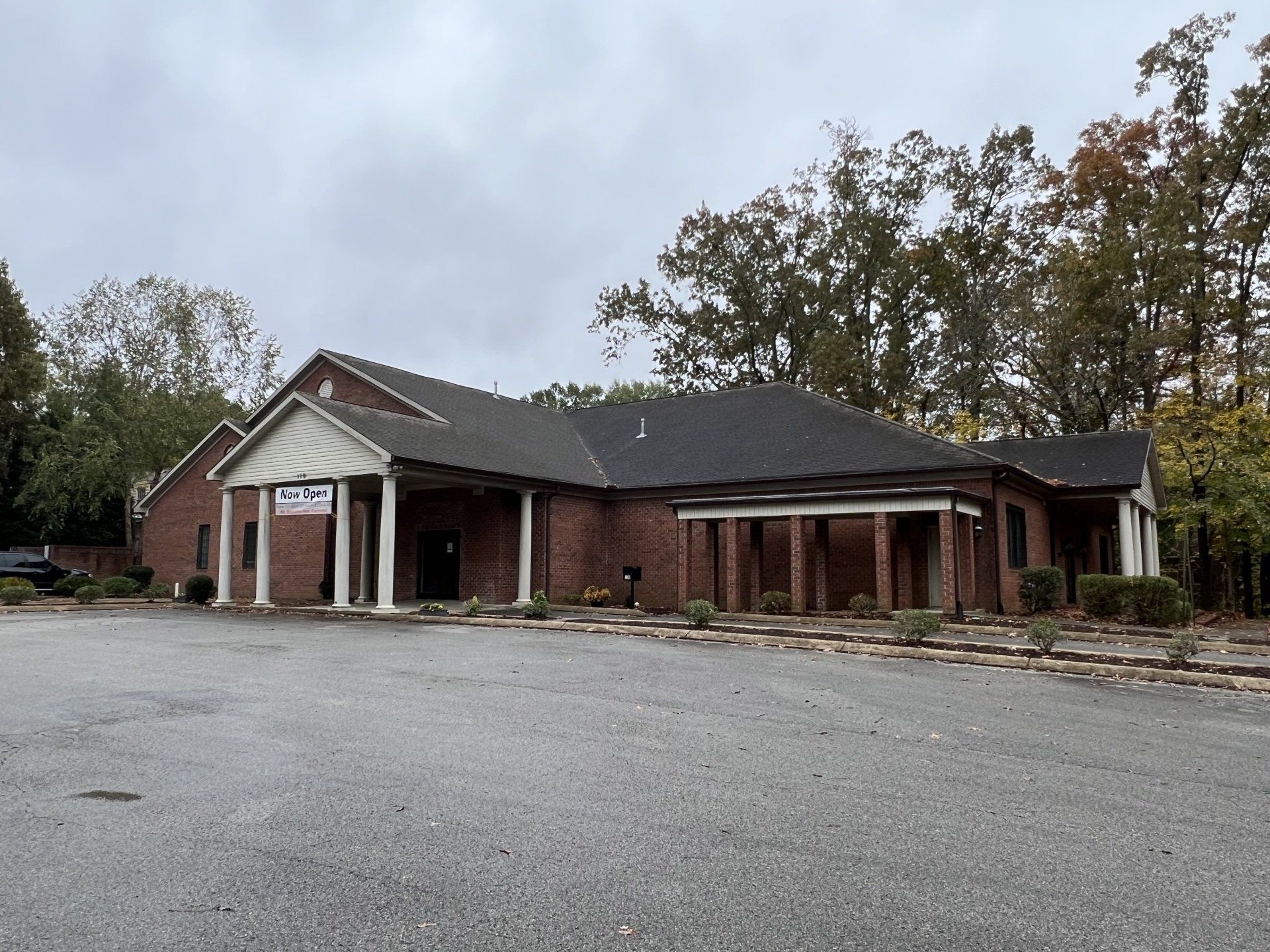 Volunteer Family Building - Jackson, TN - Volunteer Family Medicine & Urgent Care, LLC