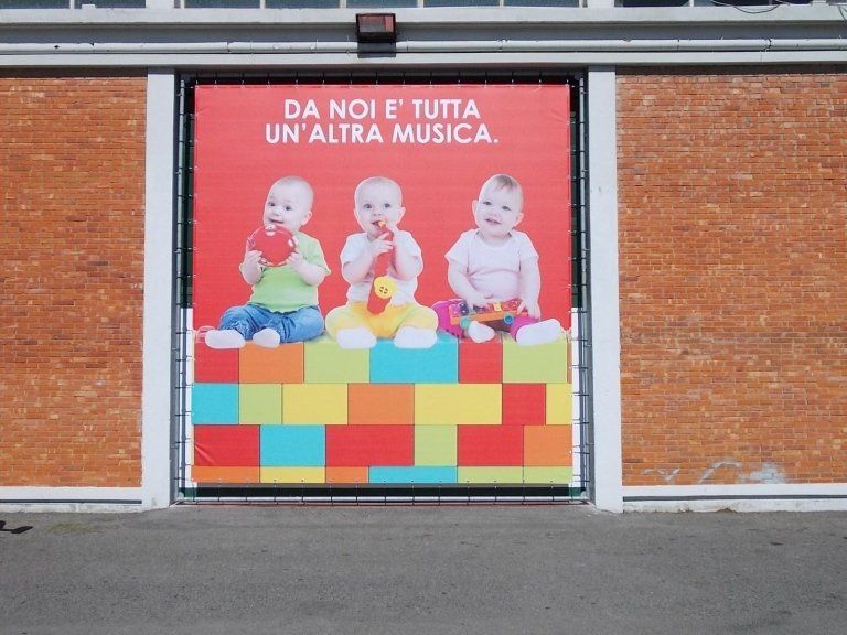 cartellone per la promozione aziendale