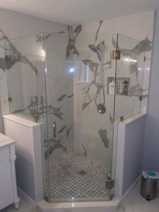 Shower Enclosures — Miami, FL — Signature Glass & Mirror