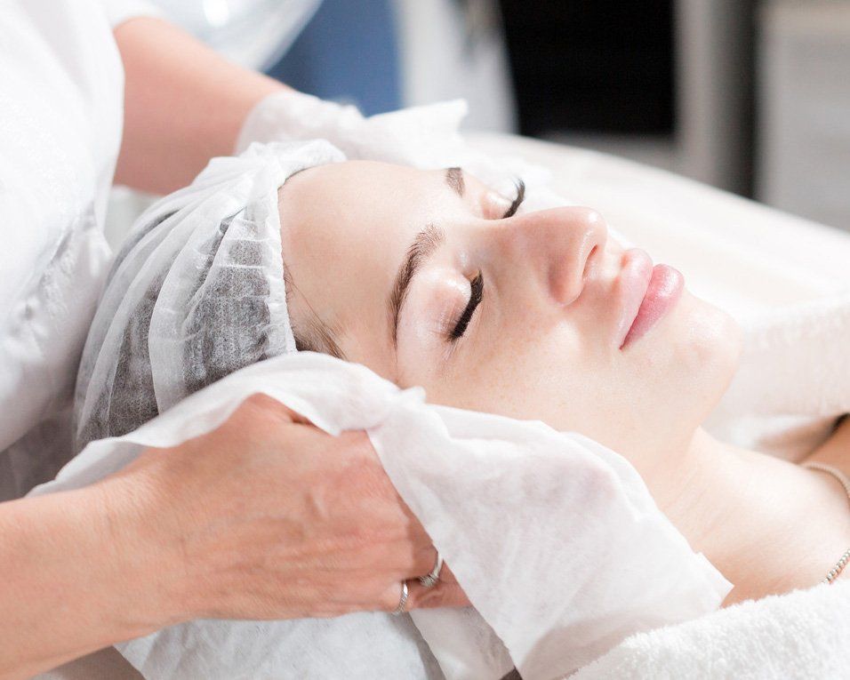 COSMETIC SURGERY CONSULTATIONS