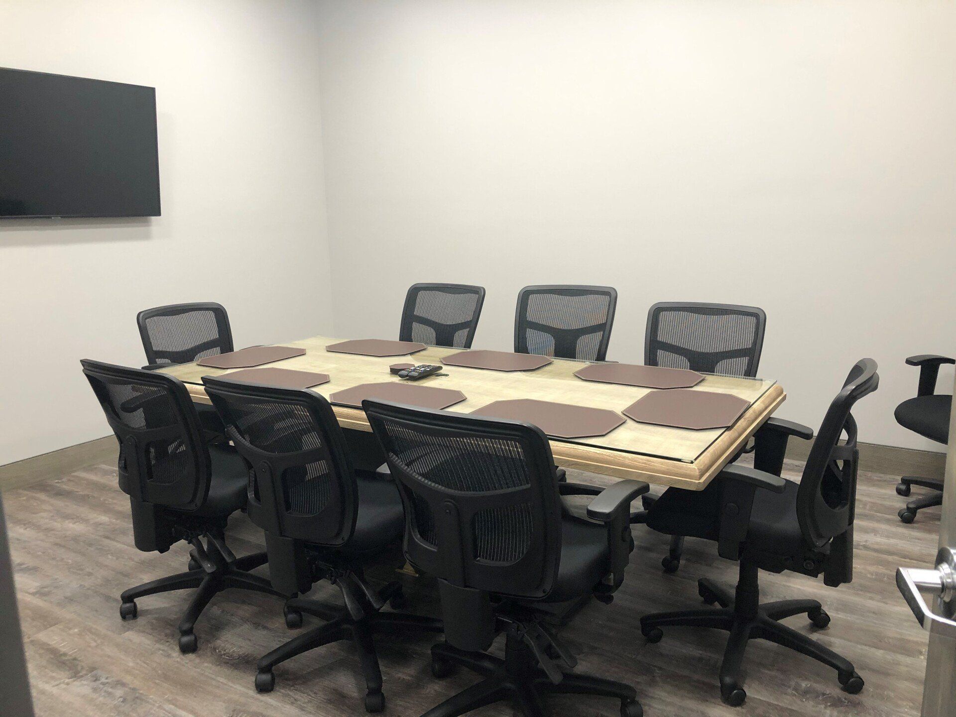 Office Meeting Room — Clifton, NJ — Evergreen Commercial Real Estate Brokers Inc