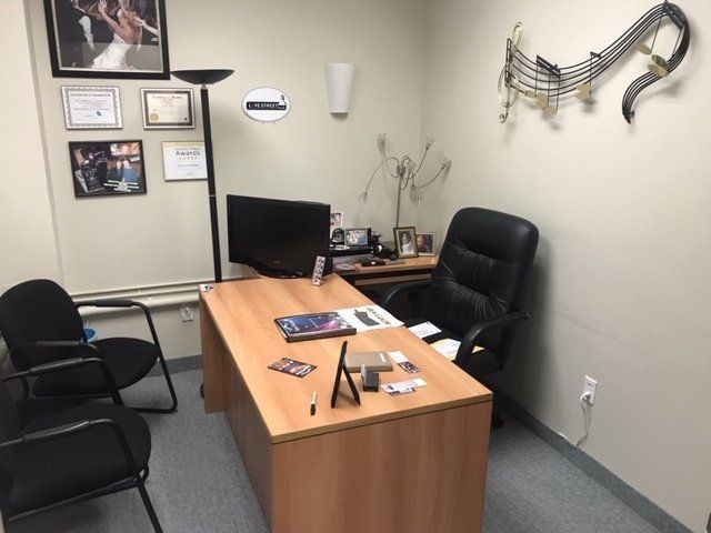 Desk & Leather Chair — Clifton, NJ — Evergreen Commercial Real Estate Brokers Inc