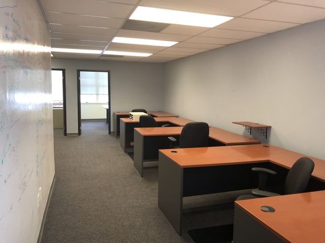 Office Desks — Clifton, NJ — Evergreen Commercial Real Estate Brokers Inc