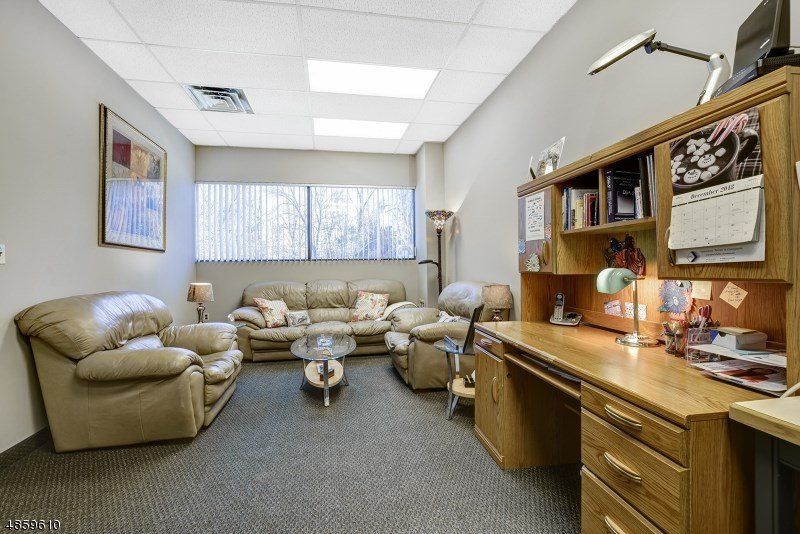 Office Condo Lounge — Clifton, NJ — Evergreen Commercial Real Estate Brokers Inc