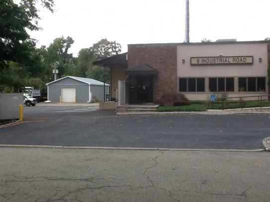Office Warehouse With Yard — Clifton, NJ — Evergreen Commercial Real Estate Brokers Inc