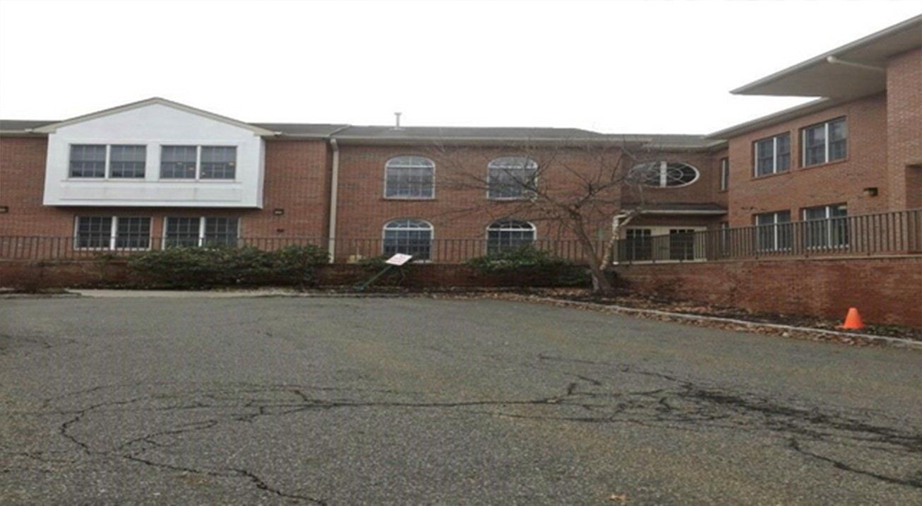 Commercial Property With Windowed Offices — Clifton, NJ — Evergreen Commercial Real Estate Brokers Inc