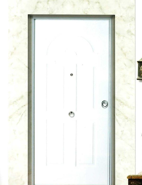 porta blindata in legno e alluminio bianca