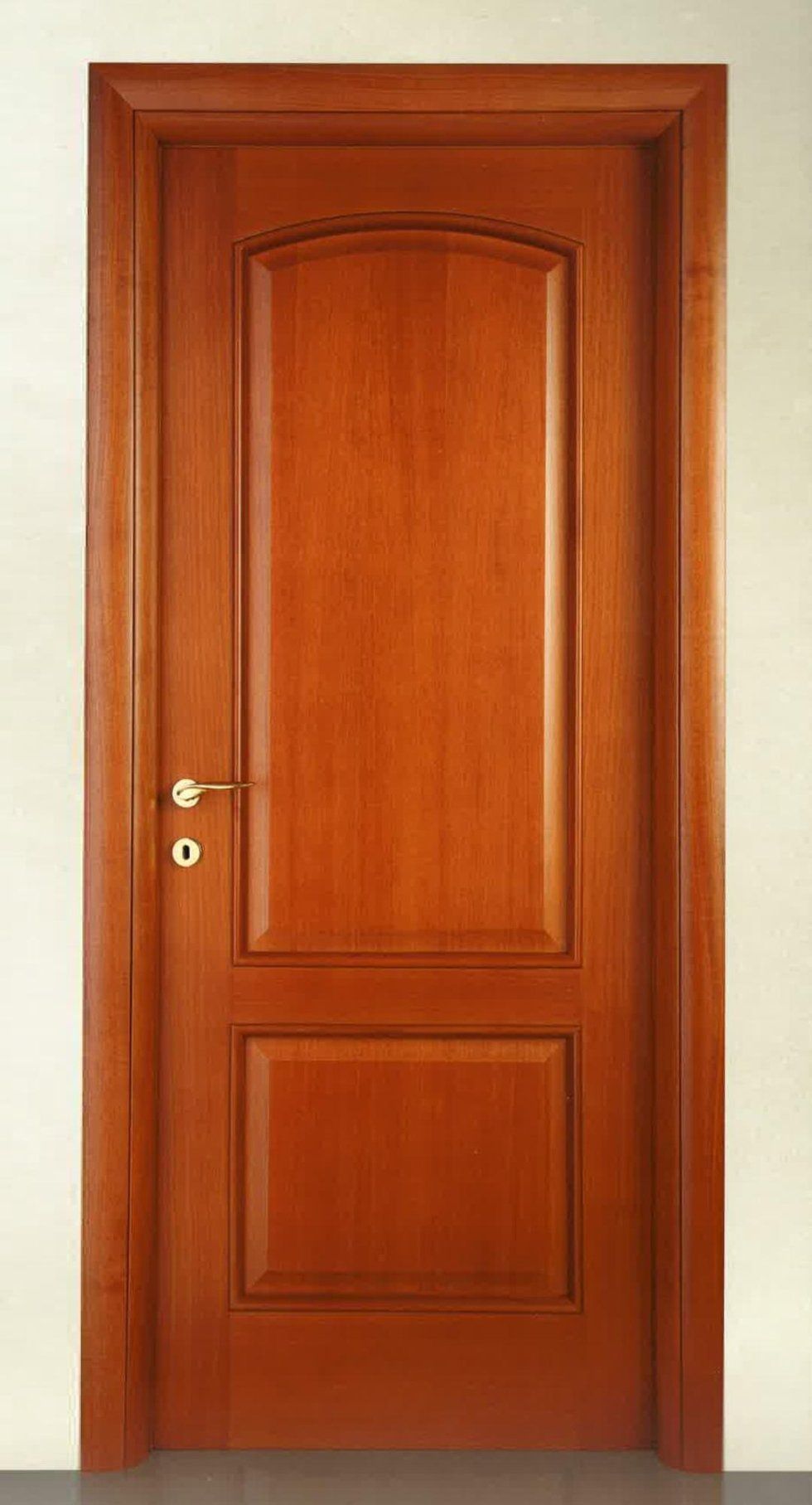 porta di ingresso in legno