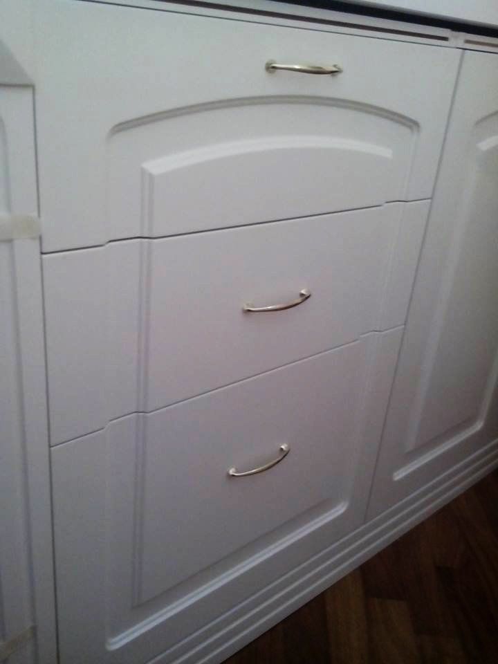 mobile in legno per la cucina