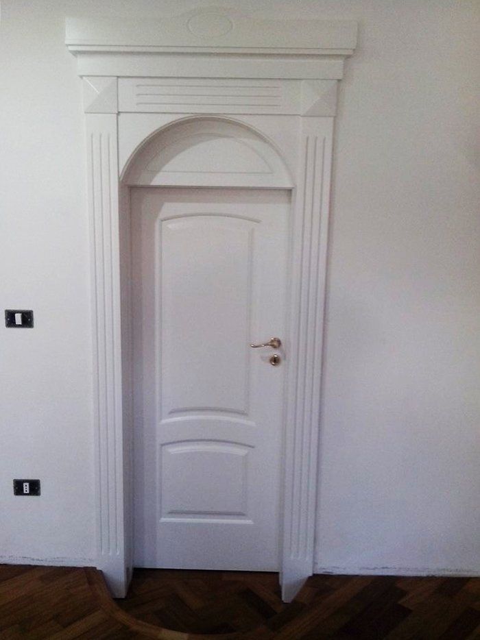 porta in legno personalizzata