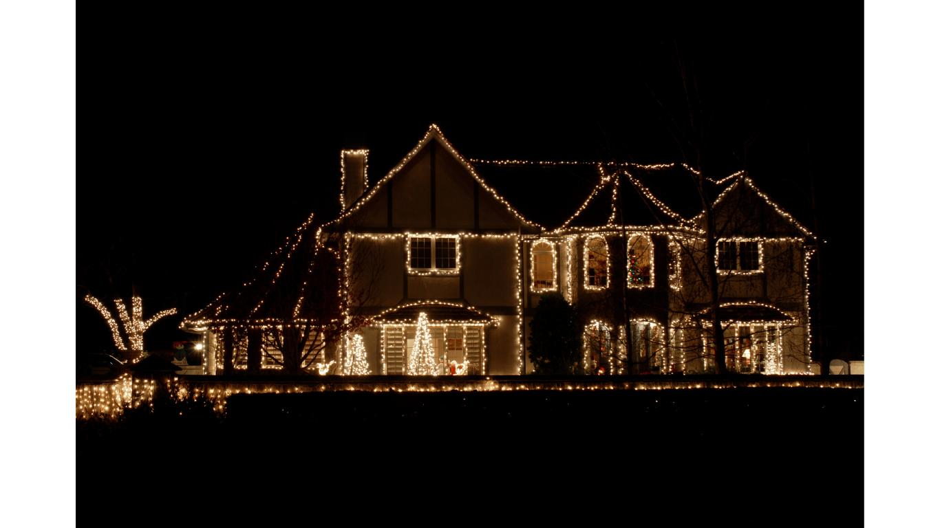 Christmas light hanging service