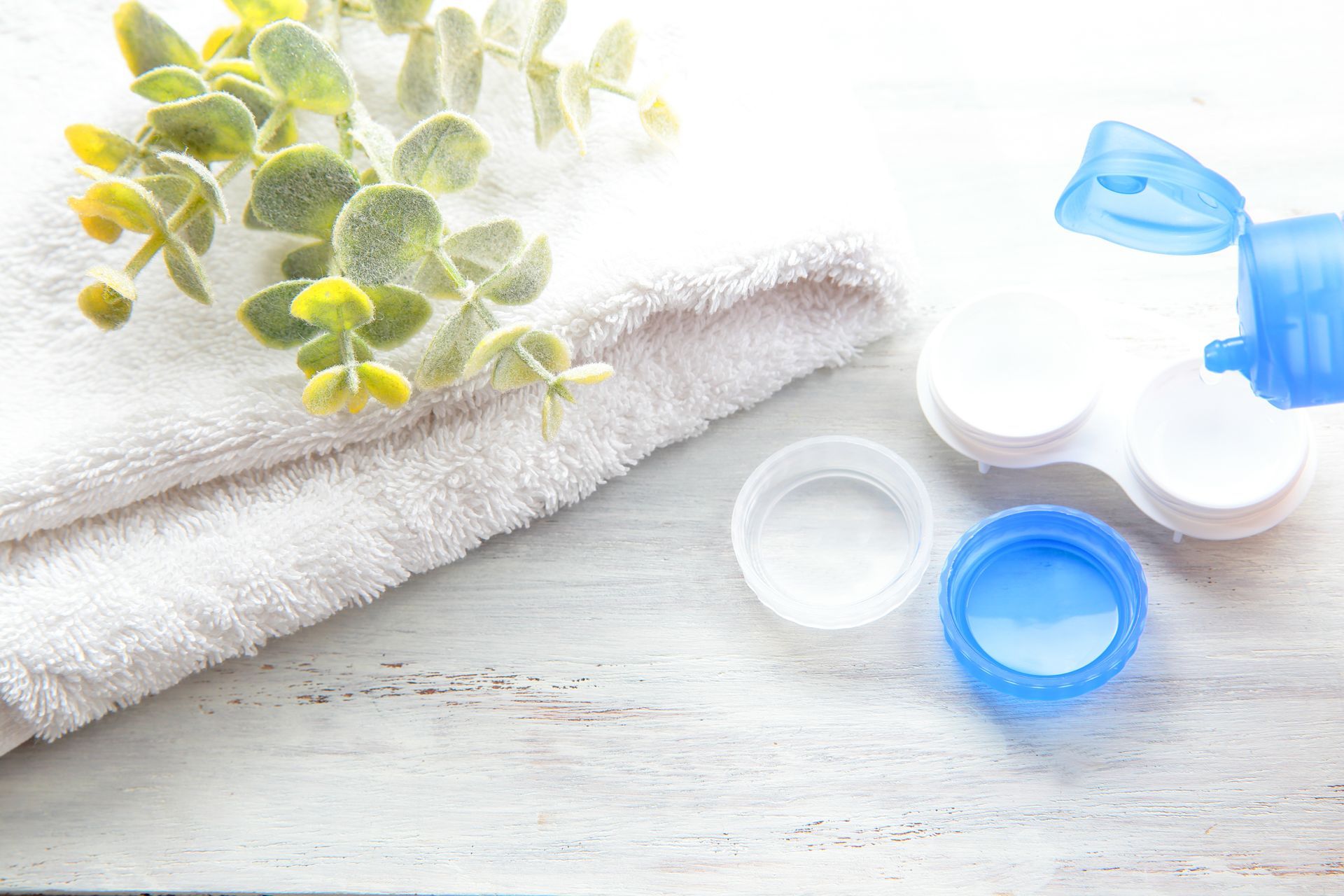 Como utilizar lentes de contato corretamente