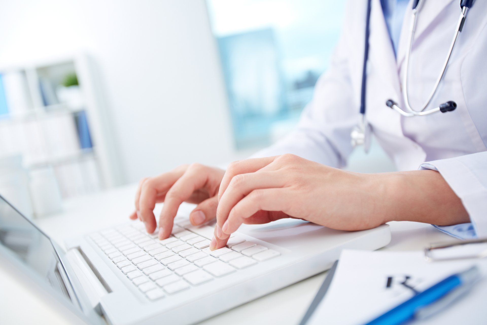 Oftalmologista em Jundiaí que atende por telemedicina