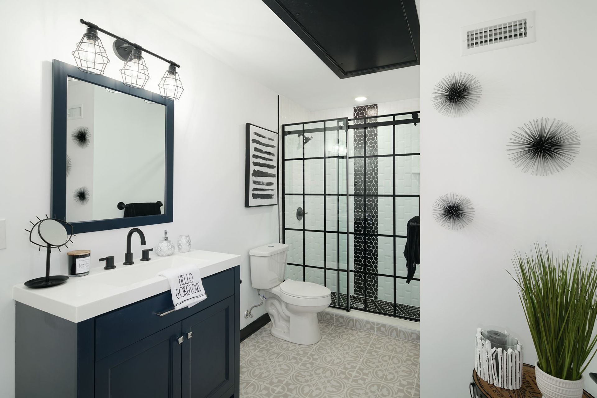 Interior Photo of Walnut Mills Lofts Bathroom
