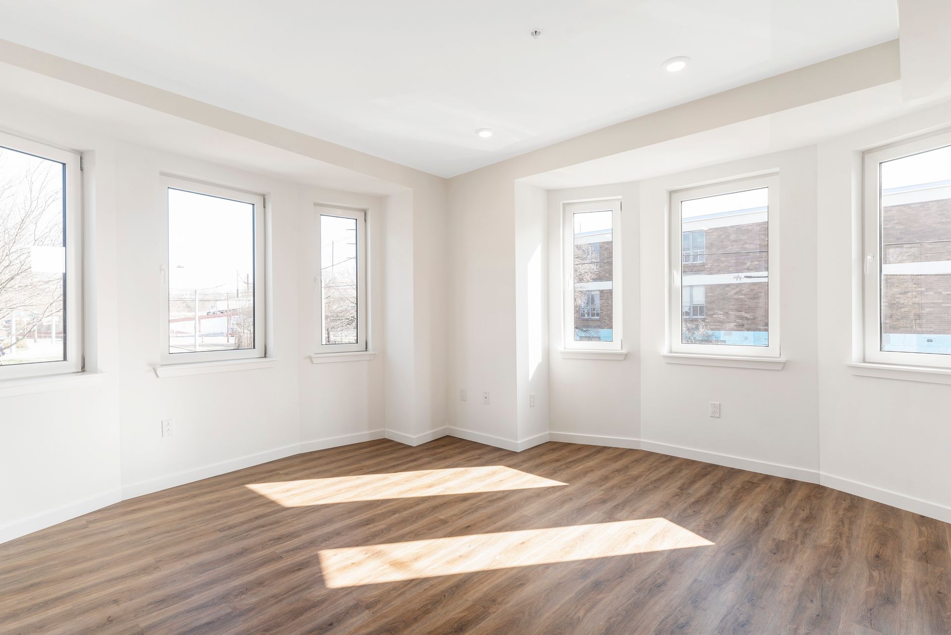 Interior Photo of 54th Street