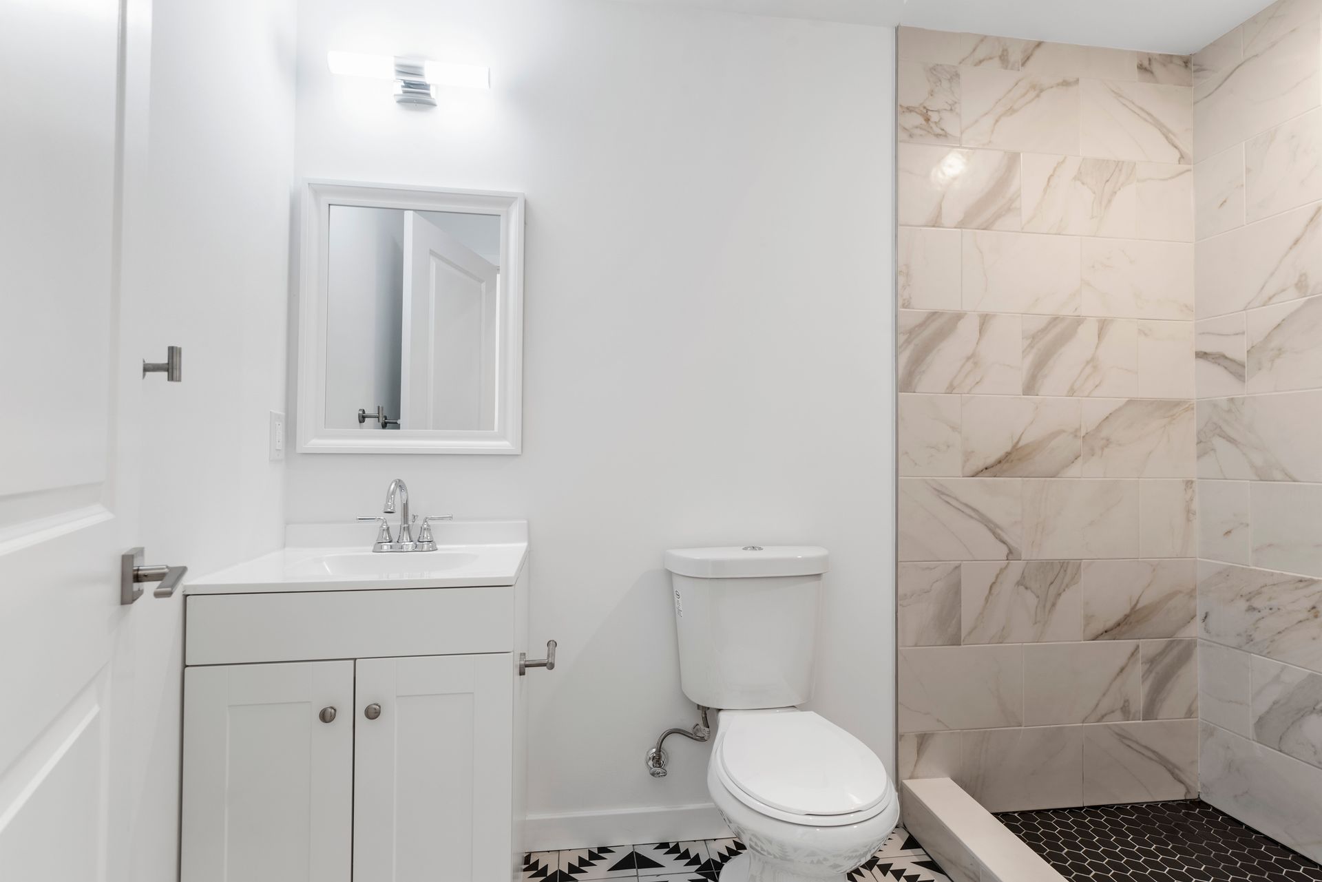 Interior Photo of 54th Street Bathroom