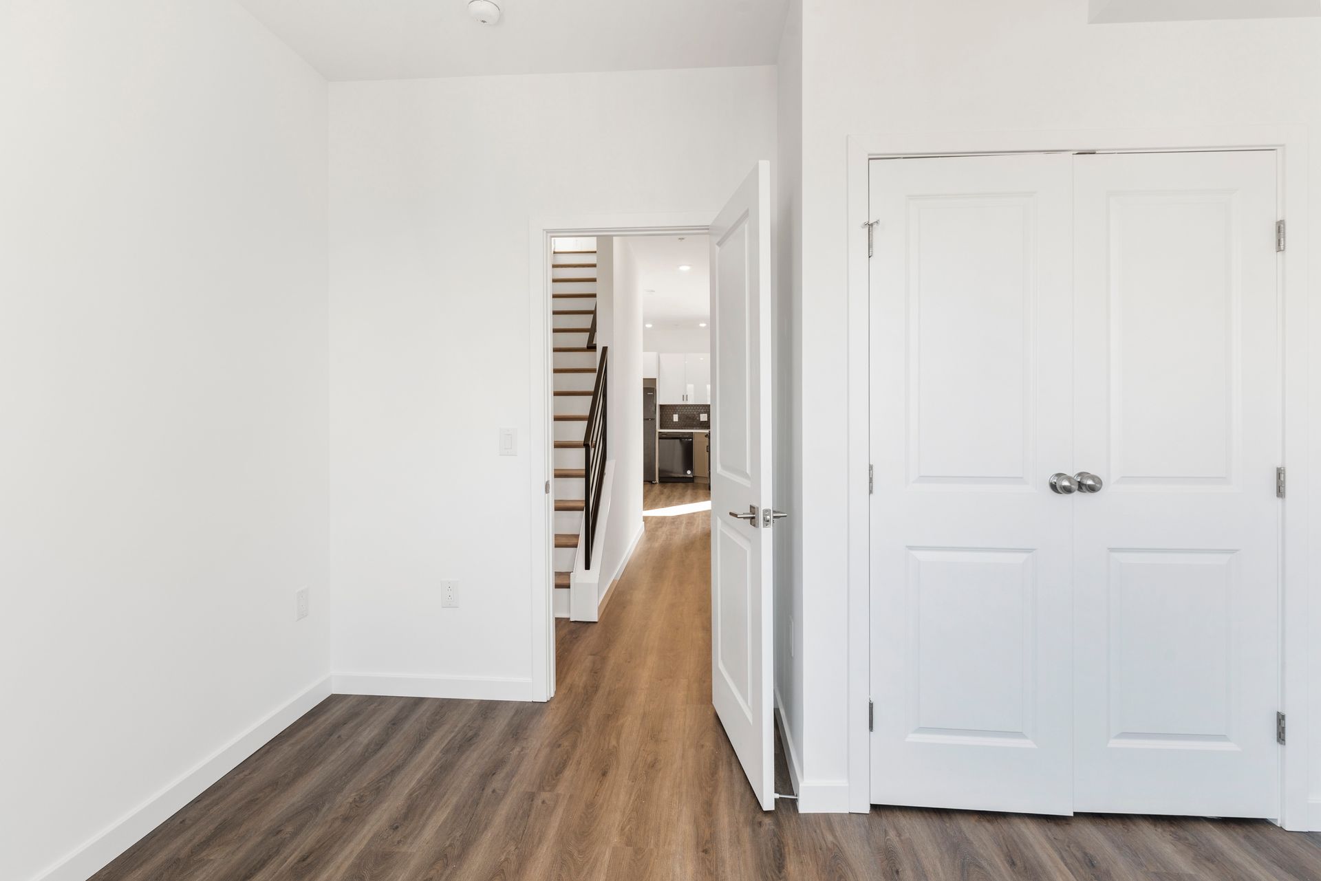 Interior Photo of 54th Street