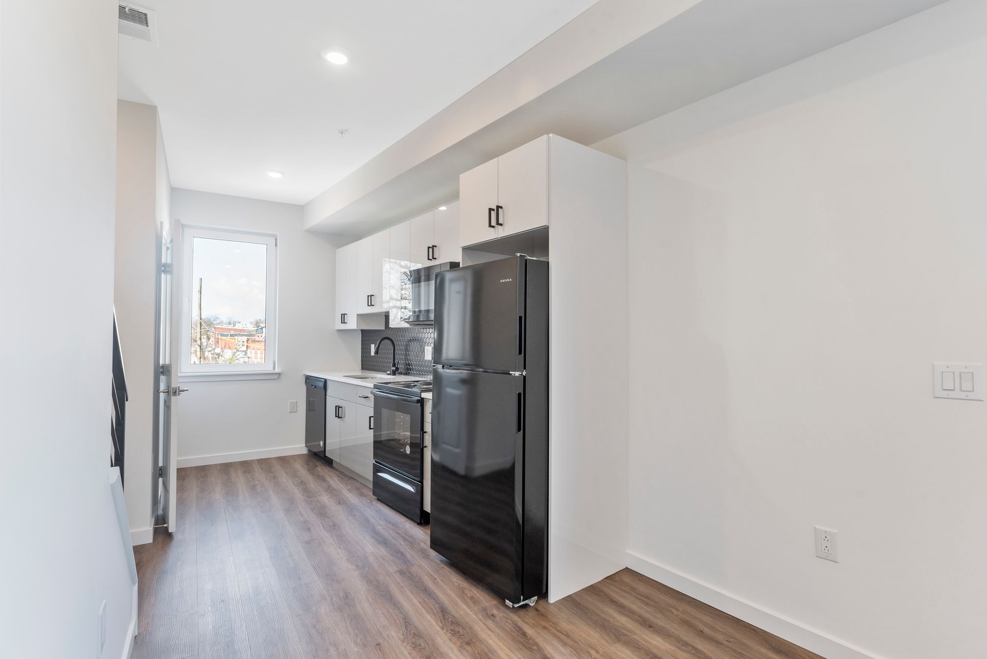 Interior Photo of 54th Street