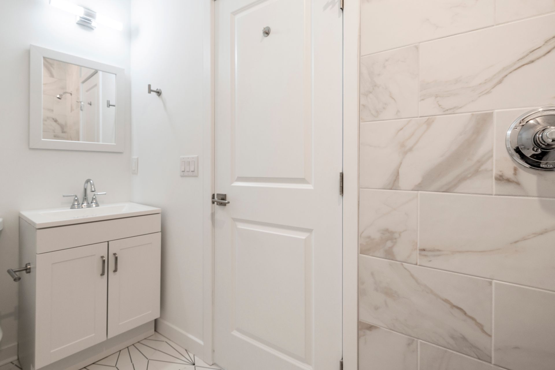 Interior Photo of 54th Street