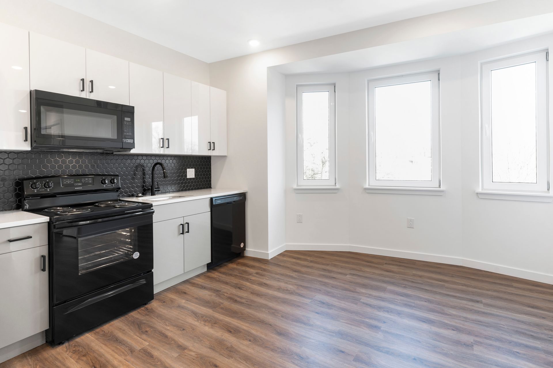 Interior Photo of 54th Street Kitchen