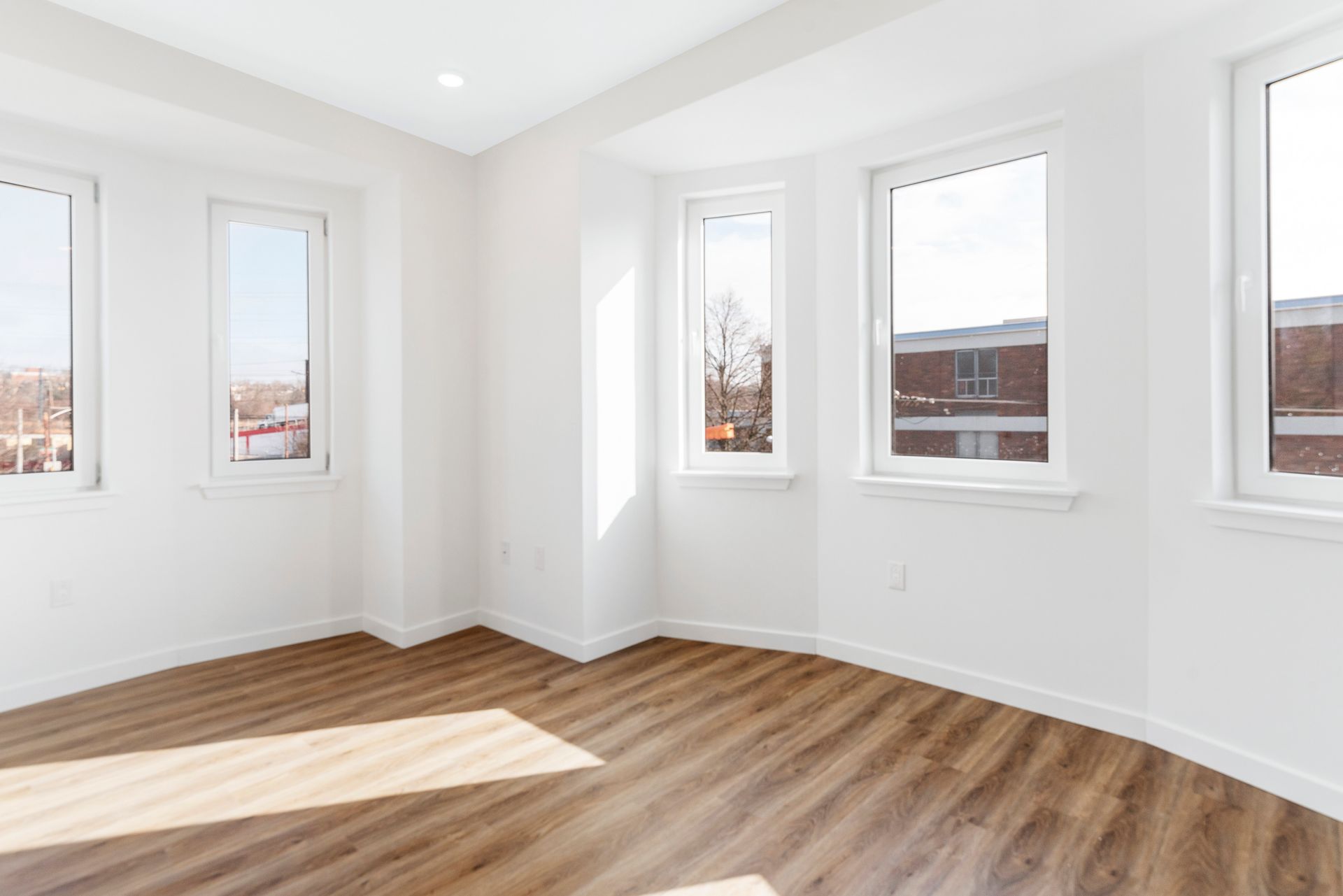 Interior Photo of 54th Street