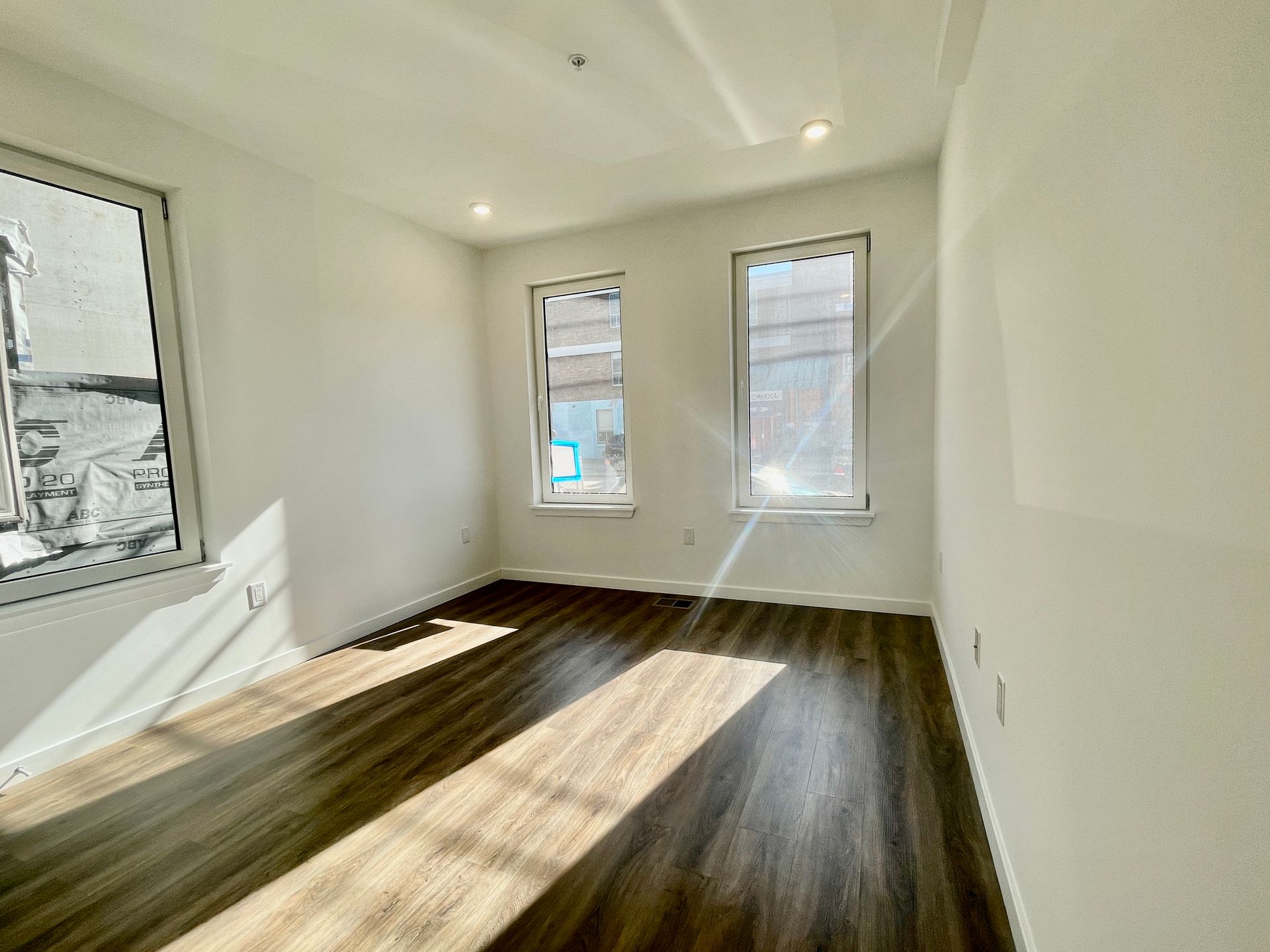 Interior Photo of 54th Street