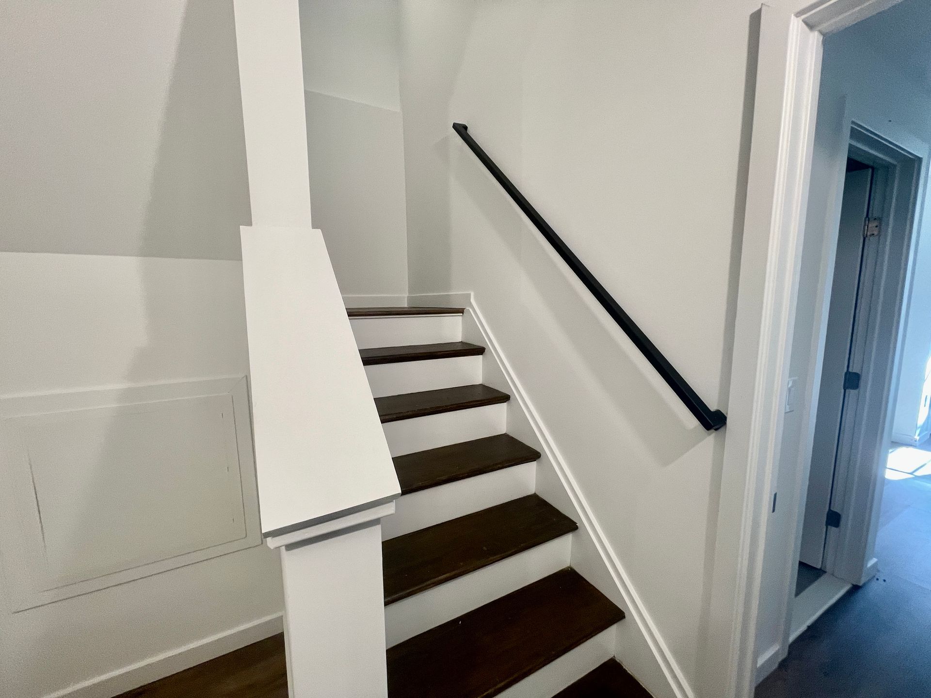 Interior Photo of 54th Street