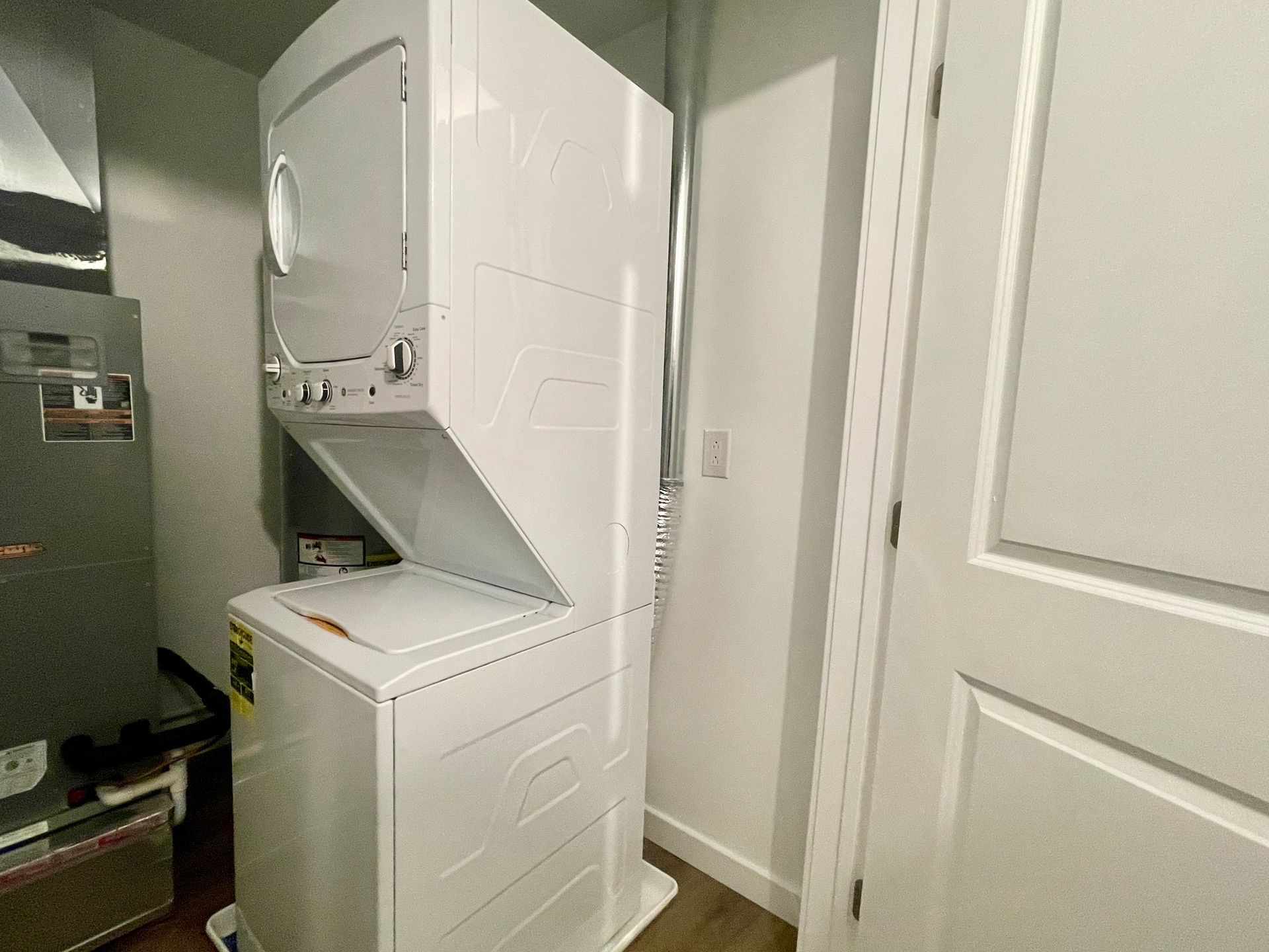 Interior Photo of 54th Street