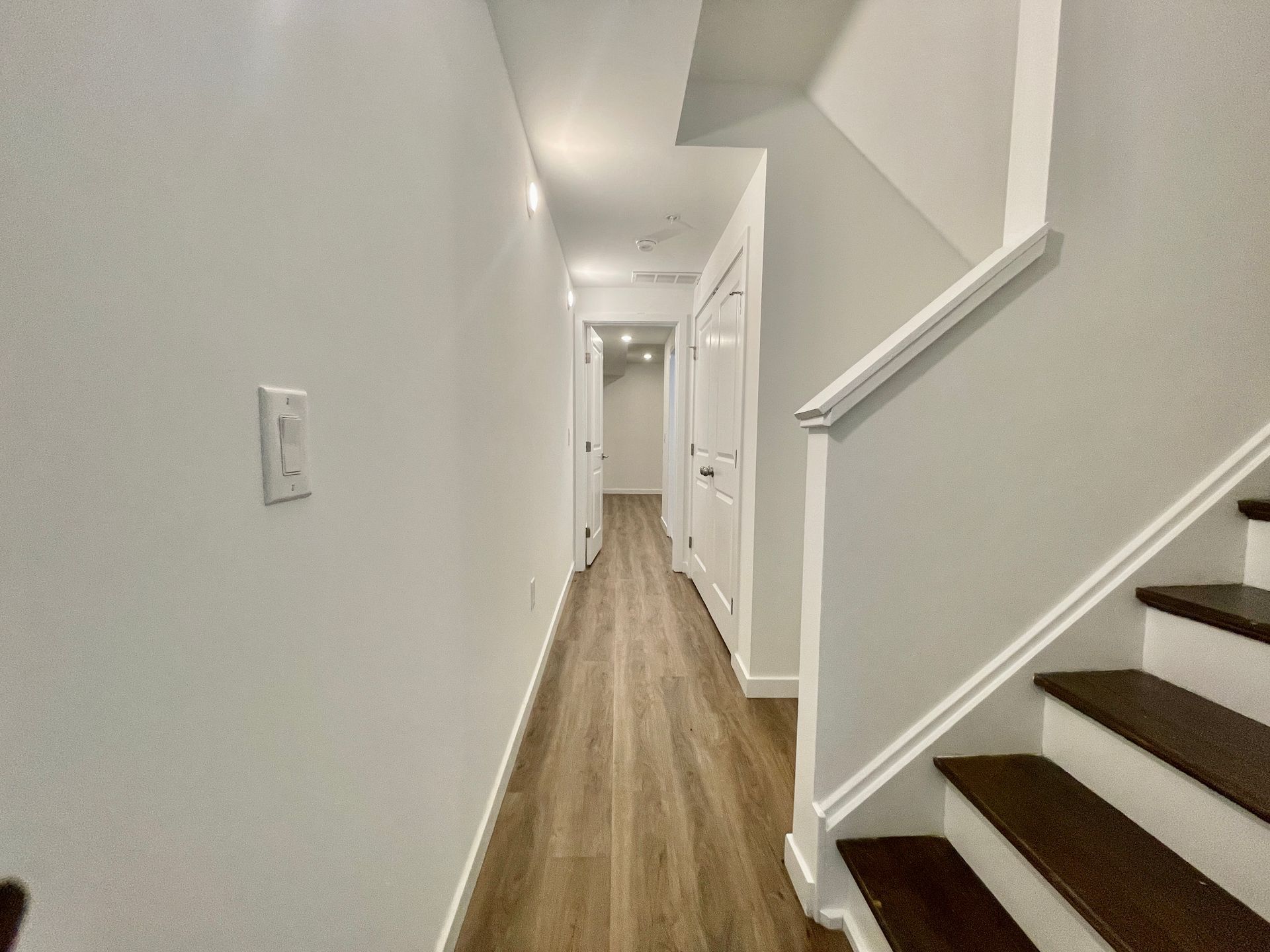 Interior Photo of 54th Street