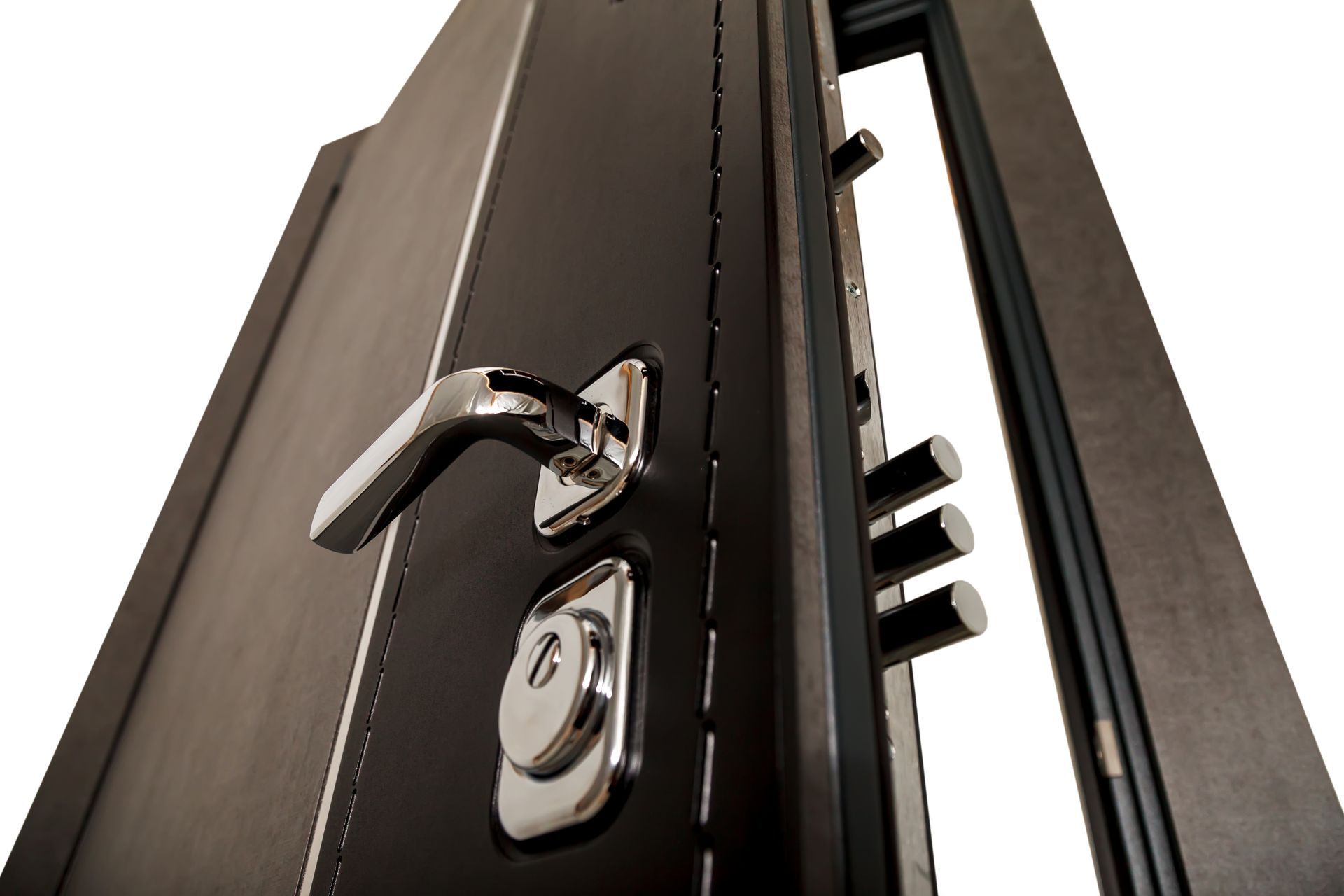 A close up of a door with a handle on it