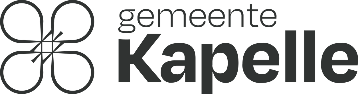 Logo voor de gemeente Kapelle, met een klavertje vier en de tekst "gemeente Kapelle".