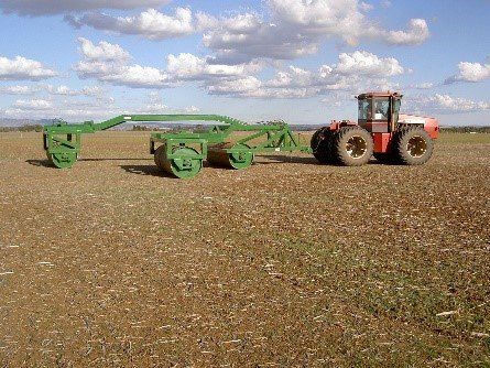 Elephant Folding Land Roller on Field - Shea-Oak Log, SA - Leske Engineering
