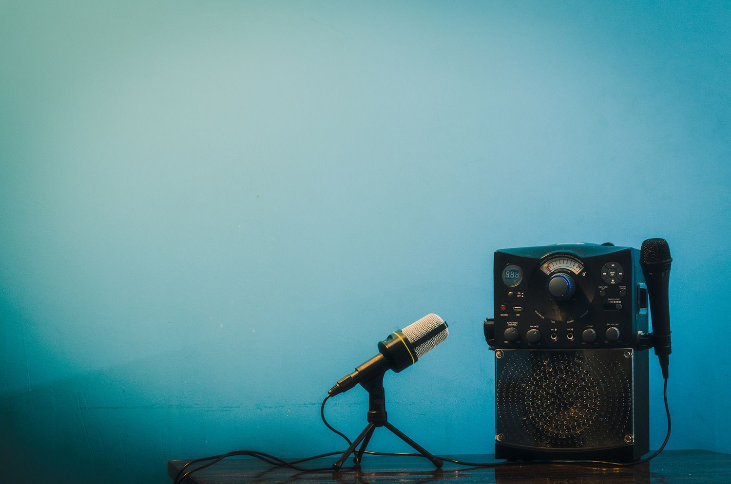 Mini Karaoke — Hoffman Estates, IL — Bash Box-Party In A Box