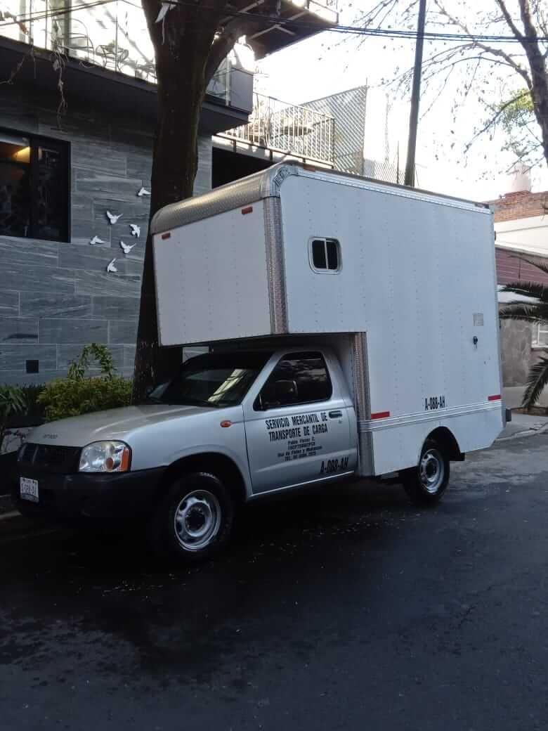 TRANSPORTES Y MUDANZAS LOS CHÁVEZ