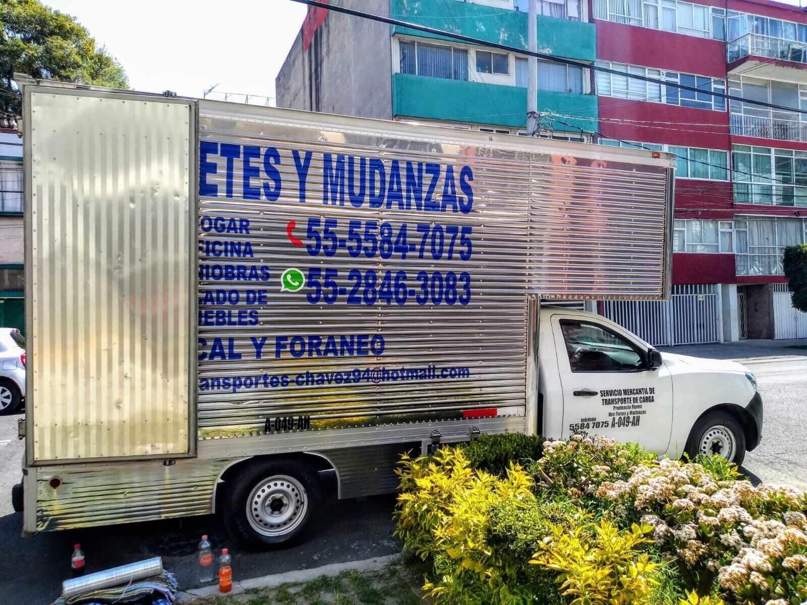 TRANSPORTES Y MUDANZAS LOS CHÁVEZ